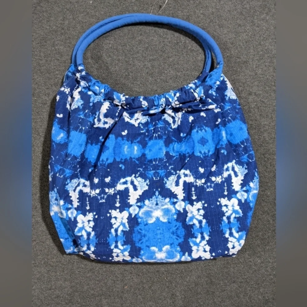 NEW‎ hobo shoulder bag blue